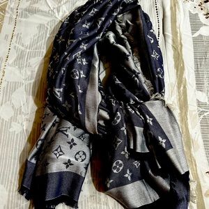 Louis Vuitton Monogram Denim Shawl